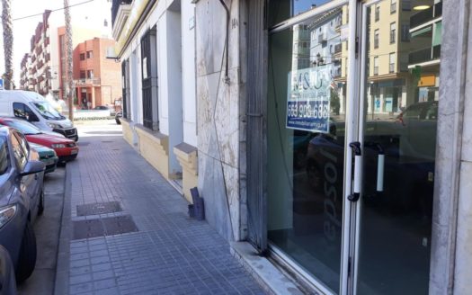 LOCAL COMERCIAL EN VÉLEZ-MÁLAGA