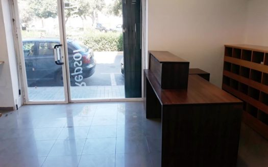 LOCAL COMERCIAL EN VÉLEZ-MÁLAGA