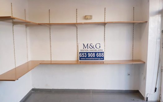 LOCAL COMERCIAL EN VÉLEZ-MÁLAGA