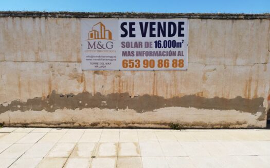 SOLAR CENTRO COMERCIAL EL INGENIO, TORRE DEL MAR