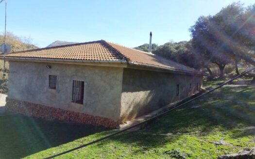 CASA CON FINCA ZONA VENTA DE LA LECHE, ZAFARRAYA