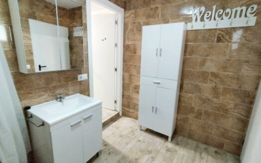 CASA CON TERRENO EN TRIANA, VÉLEZ-MÁLAGA