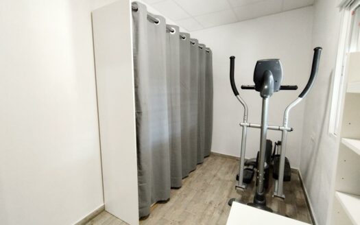 CASA CON TERRENO EN TRIANA, VÉLEZ-MÁLAGA