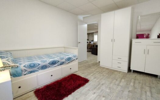 CASA CON TERRENO EN TRIANA, VÉLEZ-MÁLAGA