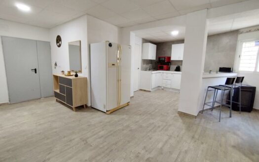 CASA CON TERRENO EN TRIANA, VÉLEZ-MÁLAGA