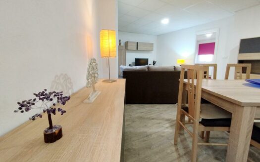 CASA CON TERRENO EN TRIANA, VÉLEZ-MÁLAGA