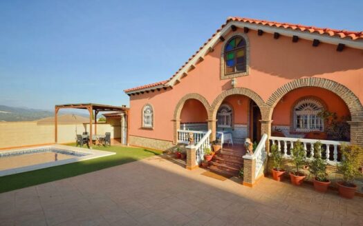 CASA ZONA LOS ROMANES, VIÑUELA
