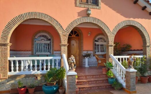 CASA ZONA LOS ROMANES, VIÑUELA