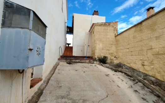 CASA ZONA LOS ROMANES, VIÑUELA