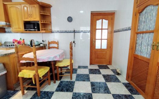 CASA ZONA LOS ROMANES, VIÑUELA