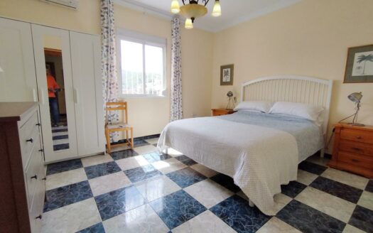 CASA ZONA LOS ROMANES, VIÑUELA