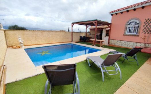 CASA ZONA LOS ROMANES, VIÑUELA