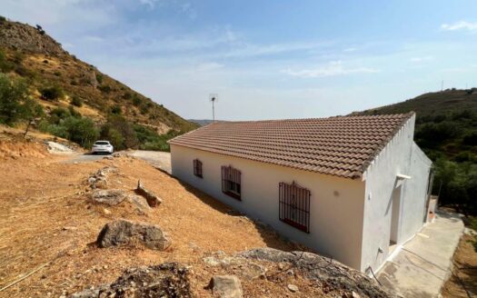 CASA CON TERRENO ZONA VENTA ALTA, ALCAUCÍN