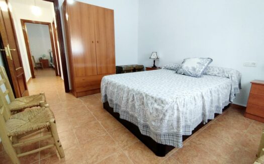 CASA CON TERRENO ZONA VENTA ALTA, ALCAUCÍN