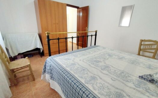 CASA CON TERRENO ZONA VENTA ALTA, ALCAUCÍN