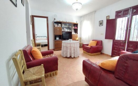 CASA CON TERRENO ZONA VENTA ALTA, ALCAUCÍN