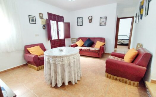 CASA CON TERRENO ZONA VENTA ALTA, ALCAUCÍN