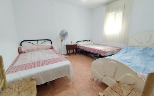 CASA CON TERRENO ZONA VENTA ALTA, ALCAUCÍN