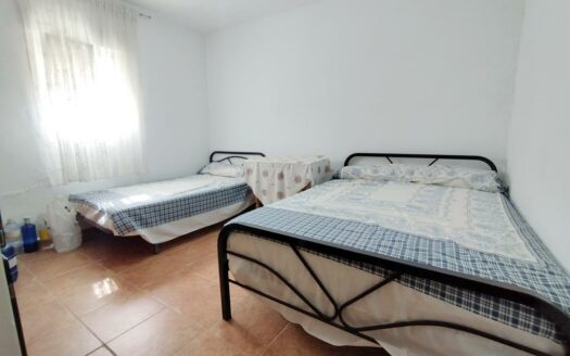 CASA CON TERRENO ZONA VENTA ALTA, ALCAUCÍN