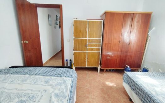 CASA CON TERRENO ZONA VENTA ALTA, ALCAUCÍN