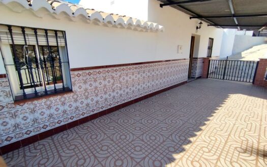 CASA ZONA LOS CAPITOS, CANILLAS DE ACEITUNO