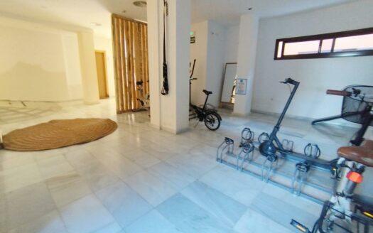 ESTUDIO AL LADO DEL MAR EN ALMAYATE