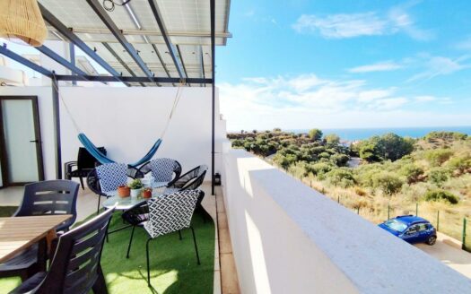 CHALET ADOSADO EN CHILCHES