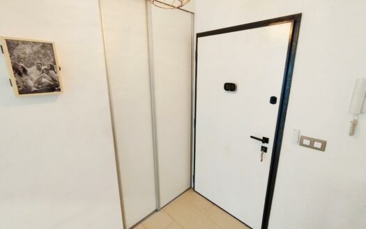 CHALET ADOSADO EN CHILCHES