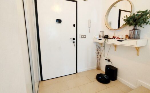 CHALET ADOSADO EN CHILCHES