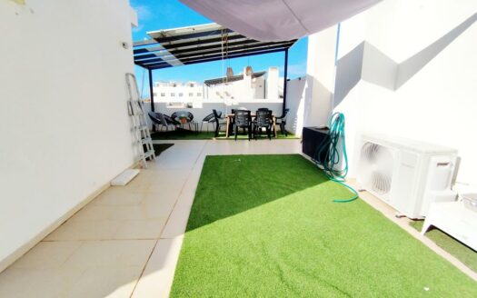 CHALET ADOSADO EN CHILCHES