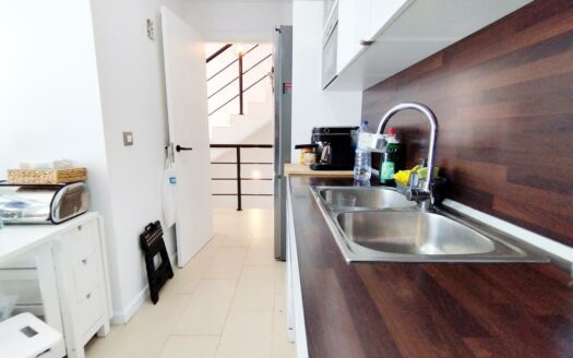 CHALET ADOSADO EN CHILCHES