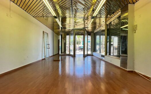 LOCAL COMERCIAL EN VÉLEZ-MÁLAGA