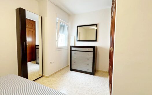 ALQUILER APARTAMENTO EN CALETA DE VÉLEZ
