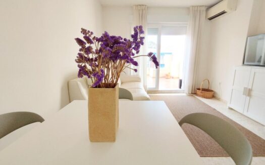 ALQUILER APARTAMENTO EN CALETA DE VÉLEZ
