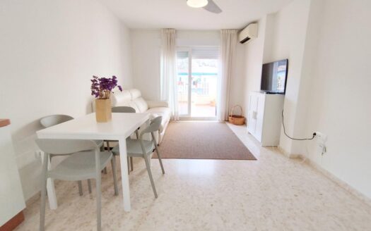 ALQUILER APARTAMENTO EN CALETA DE VÉLEZ