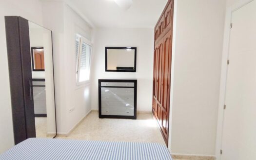 ALQUILER APARTAMENTO EN CALETA DE VÉLEZ