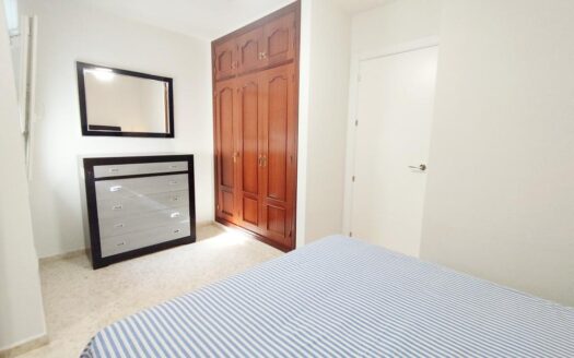 ALQUILER APARTAMENTO EN CALETA DE VÉLEZ