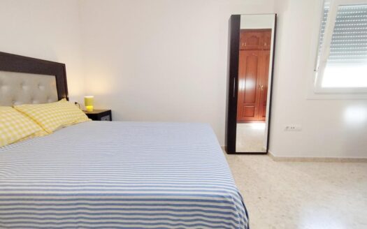 ALQUILER APARTAMENTO EN CALETA DE VÉLEZ