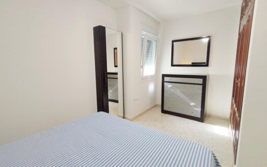 ALQUILER APARTAMENTO EN CALETA DE VÉLEZ